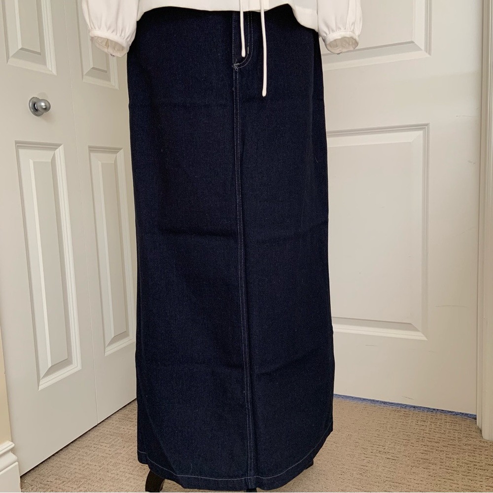 NAVY DENIM MAXI SKIRT / SLIT / WHITE STITCHING  / SMALL - XTRA SMALL